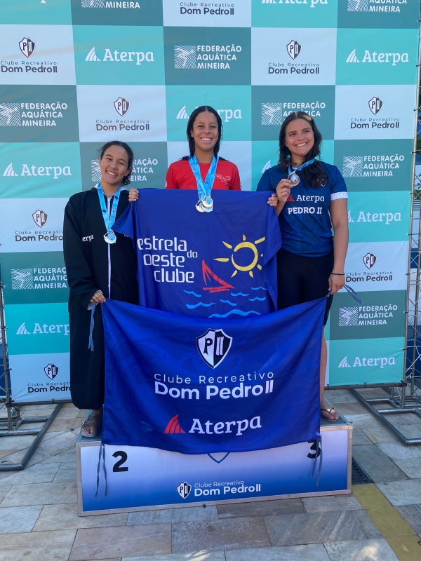 Galeria mayra-simoes-nadadora-do-estrela-conquista-dois--ouros-e-uma-prata-no-torneio